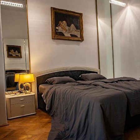 Basilica -Quiet, Privat, Balcony, The Best Area Budapest Exterior photo